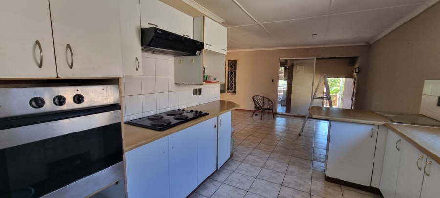 3 Bedroom Property for Sale in Sunnyridge Eastern Cape